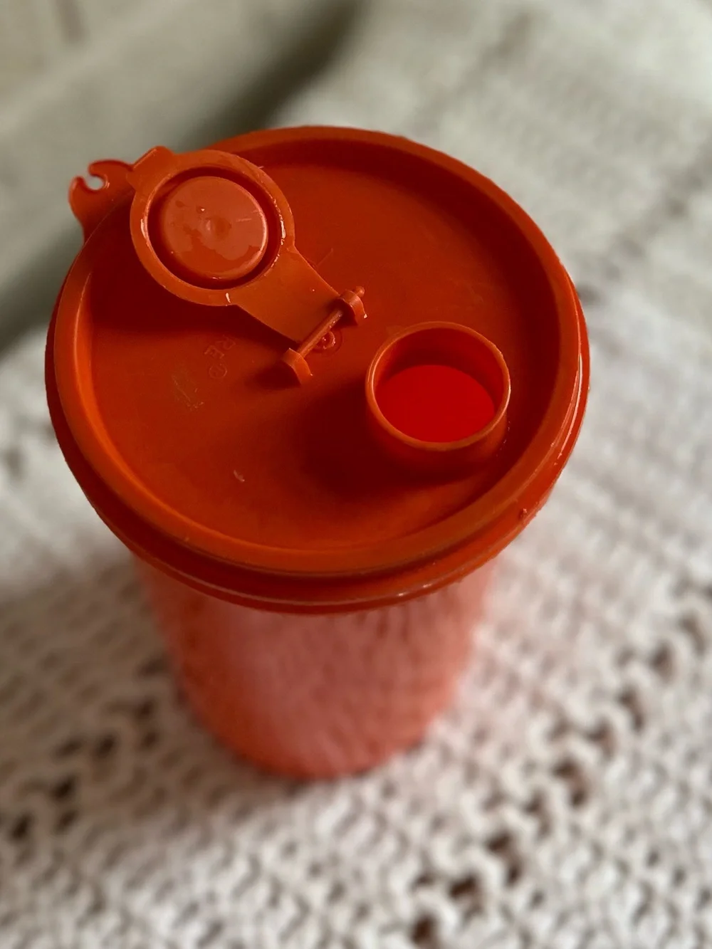 Tupperware Bright Orange Drink/Tumbler Container
